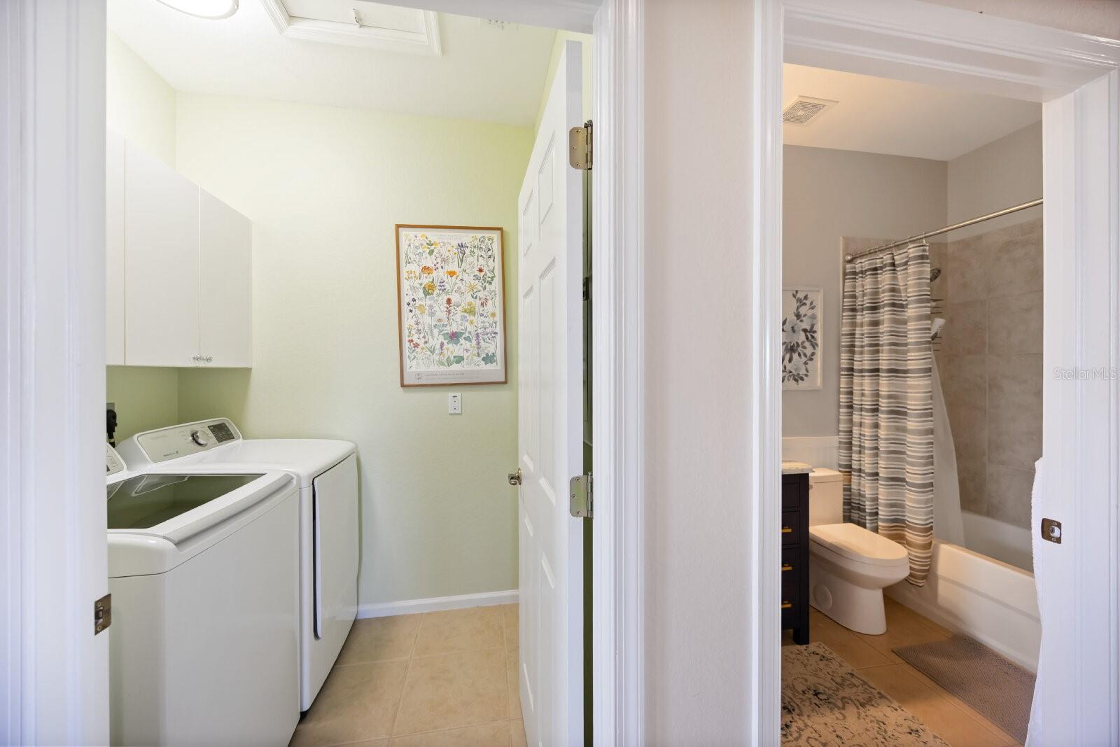 Image 26 of 50 For 4604 Club Drive B202