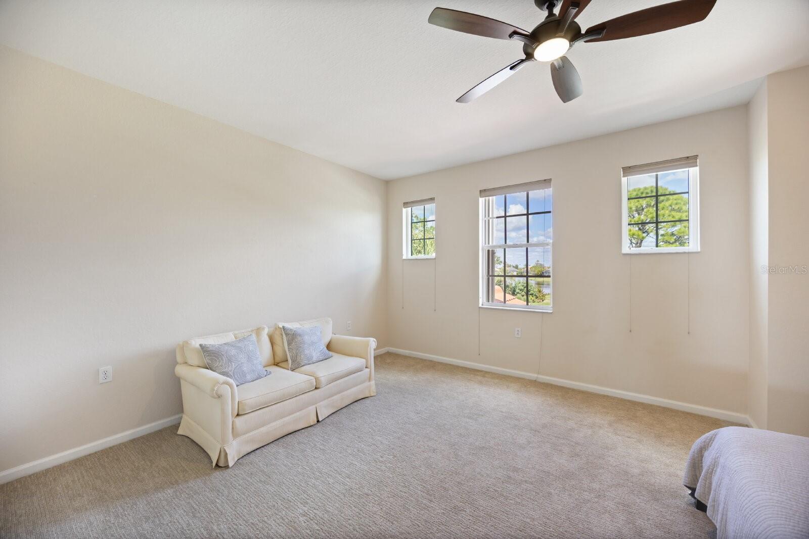 Image 30 of 50 For 4604 Club Drive B202