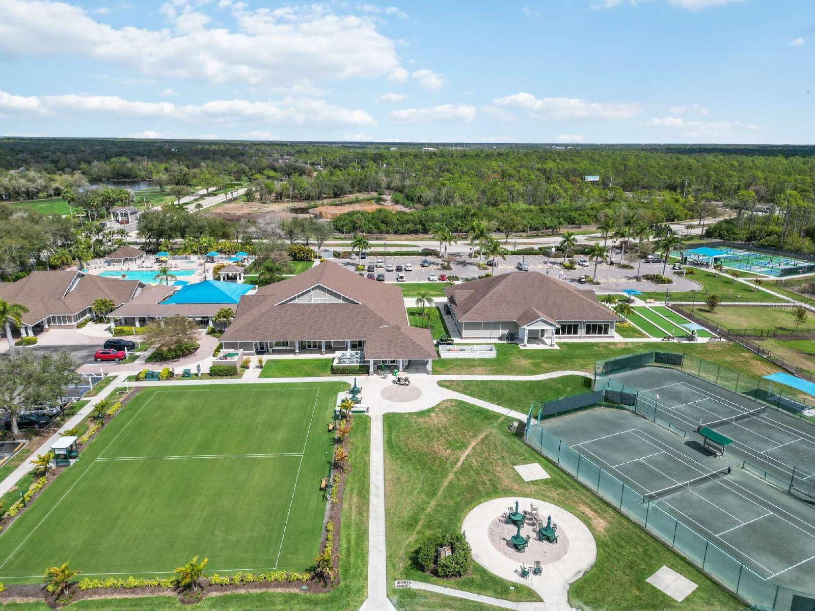 Image 44 of 50 For 4604 Club Drive B202