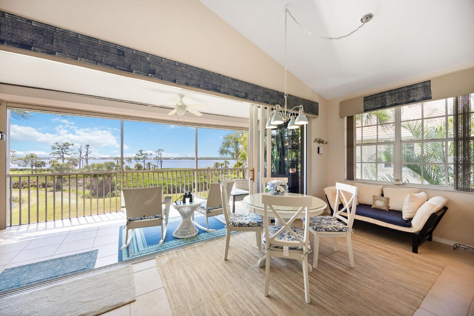 Image 8 of 50 For 4604 Club Drive B202