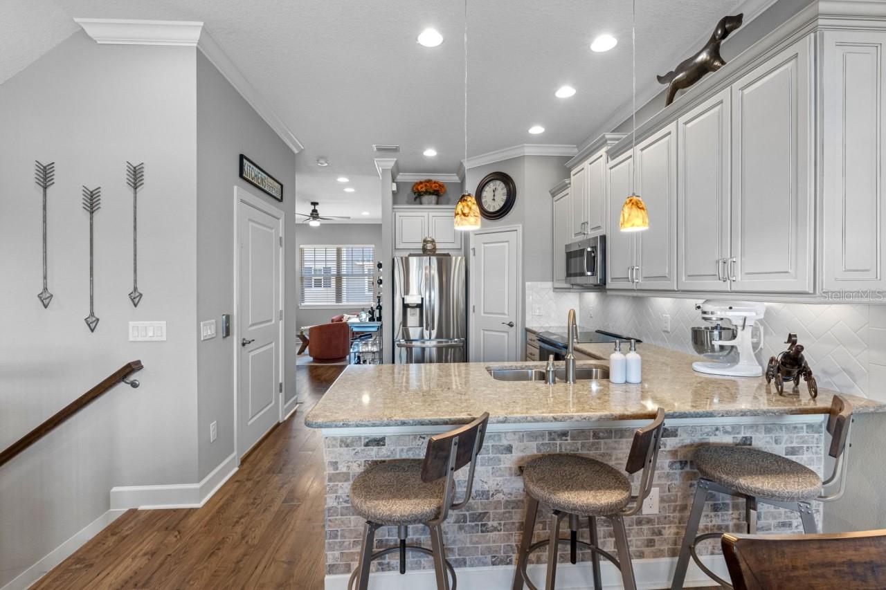 Image 12 of 60 For 6057 Moorings Drive S