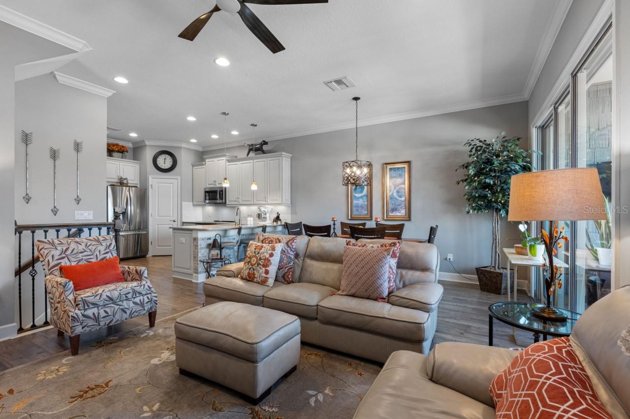 Image 18 of 60 For 6057 Moorings Drive S