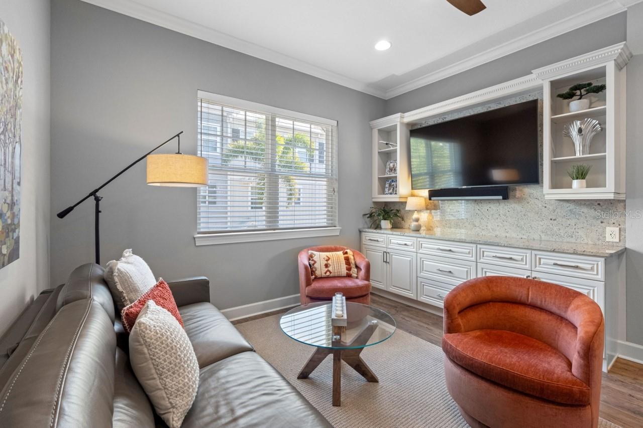 Image 20 of 60 For 6057 Moorings Drive S