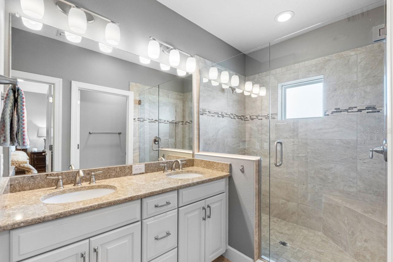 Image 31 of 60 For 6057 Moorings Drive S