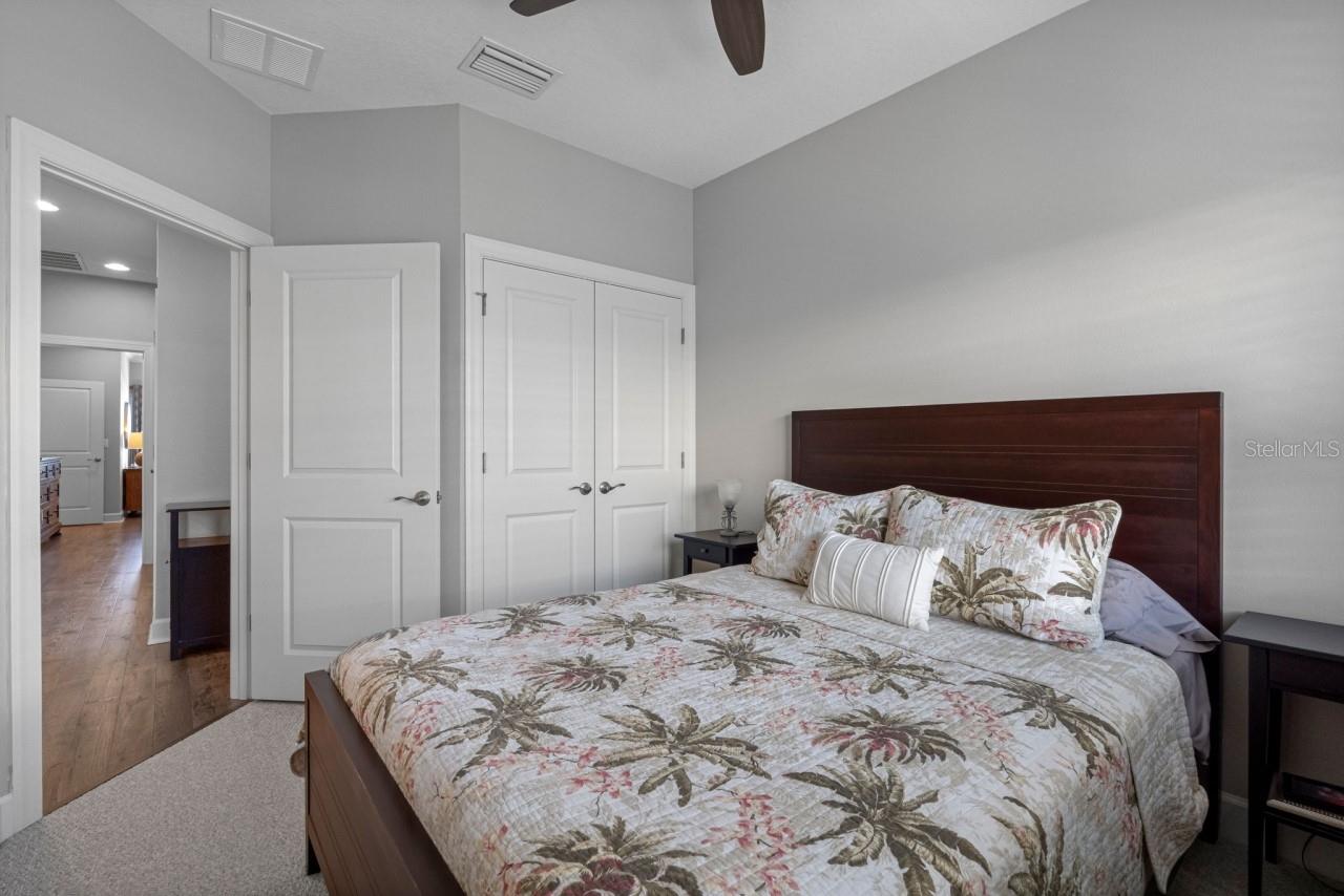 Image 34 of 60 For 6057 Moorings Drive S