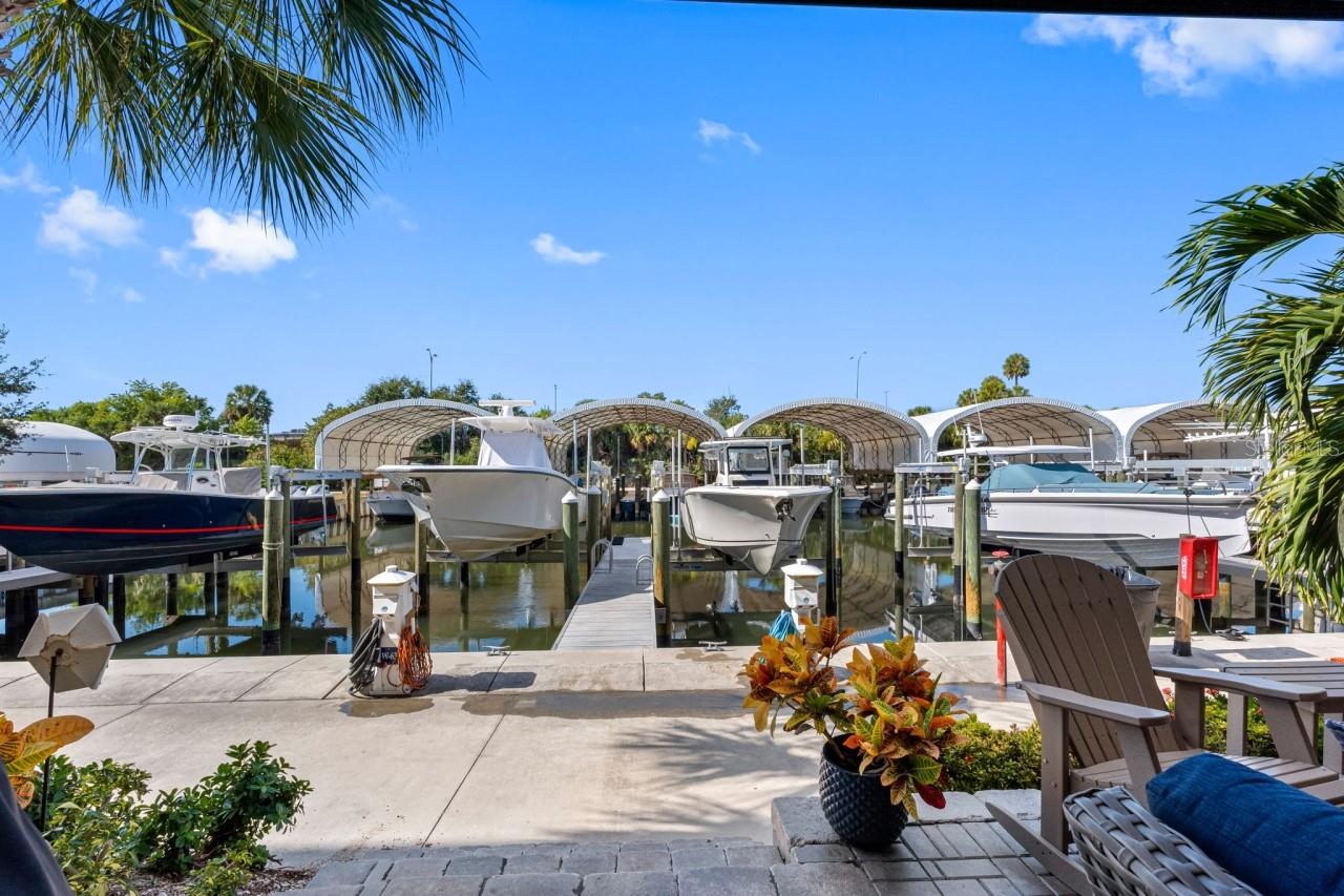 Image 6 of 60 For 6057 Moorings Drive S