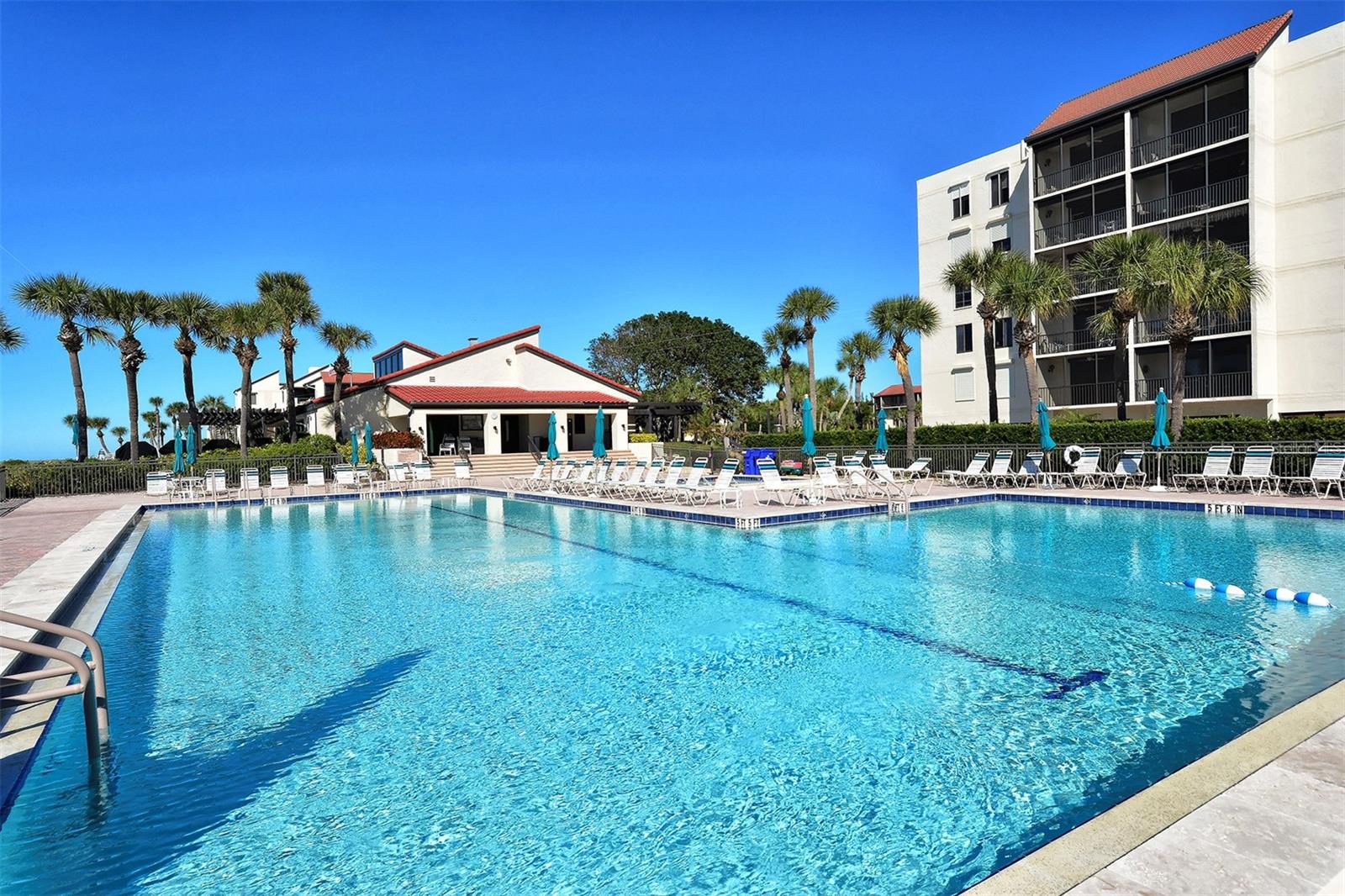 Image 27 of 58 For 2039 Gulf Of Mexico Drive G3-203