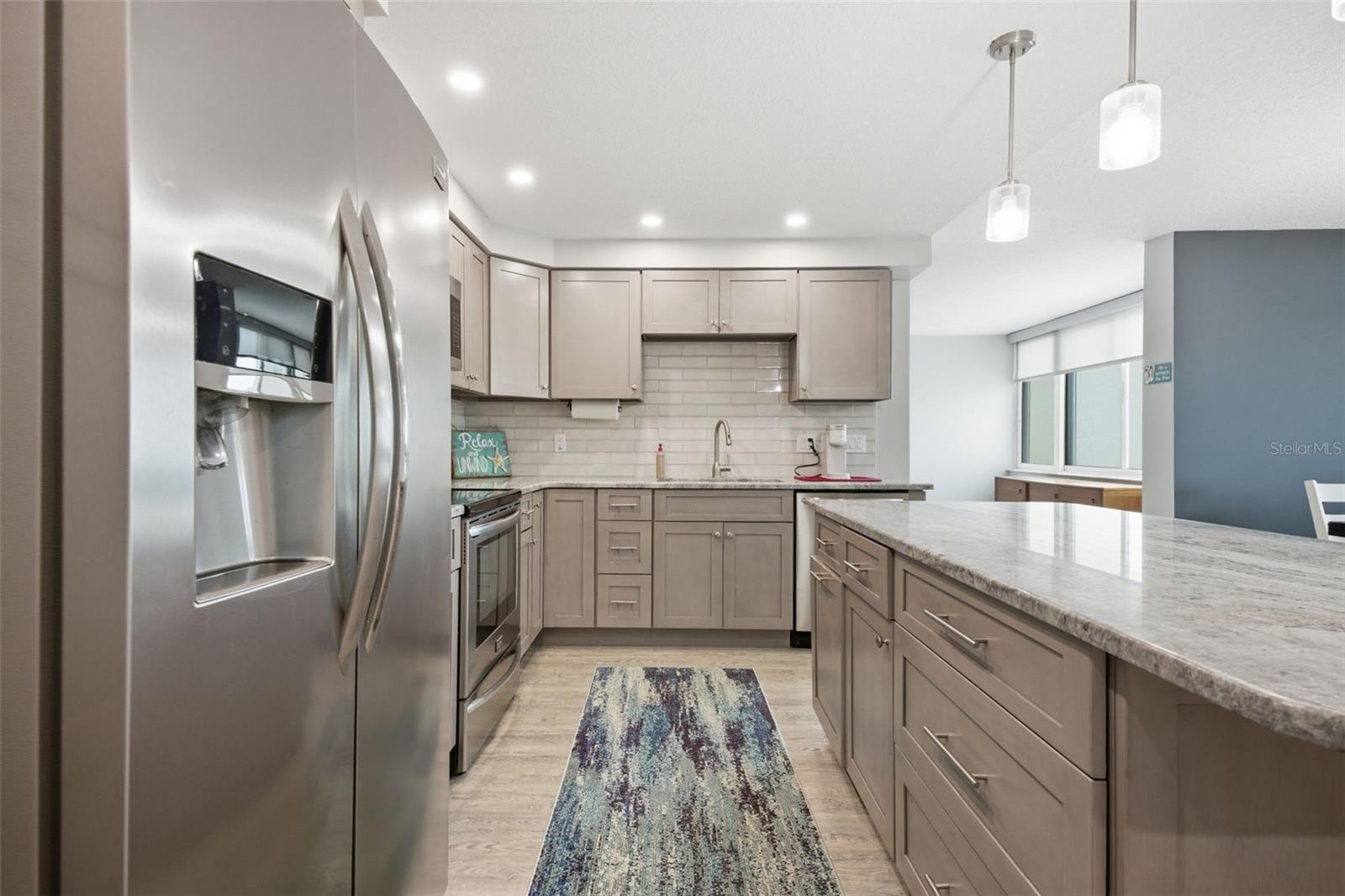 Image 10 of 38 For 1460 Gulf Boulevard 501