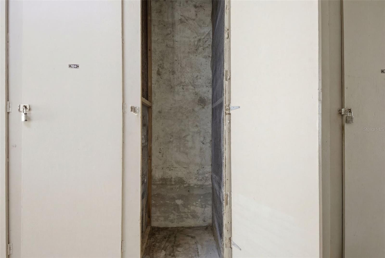 Image 34 of 38 For 1460 Gulf Boulevard 501