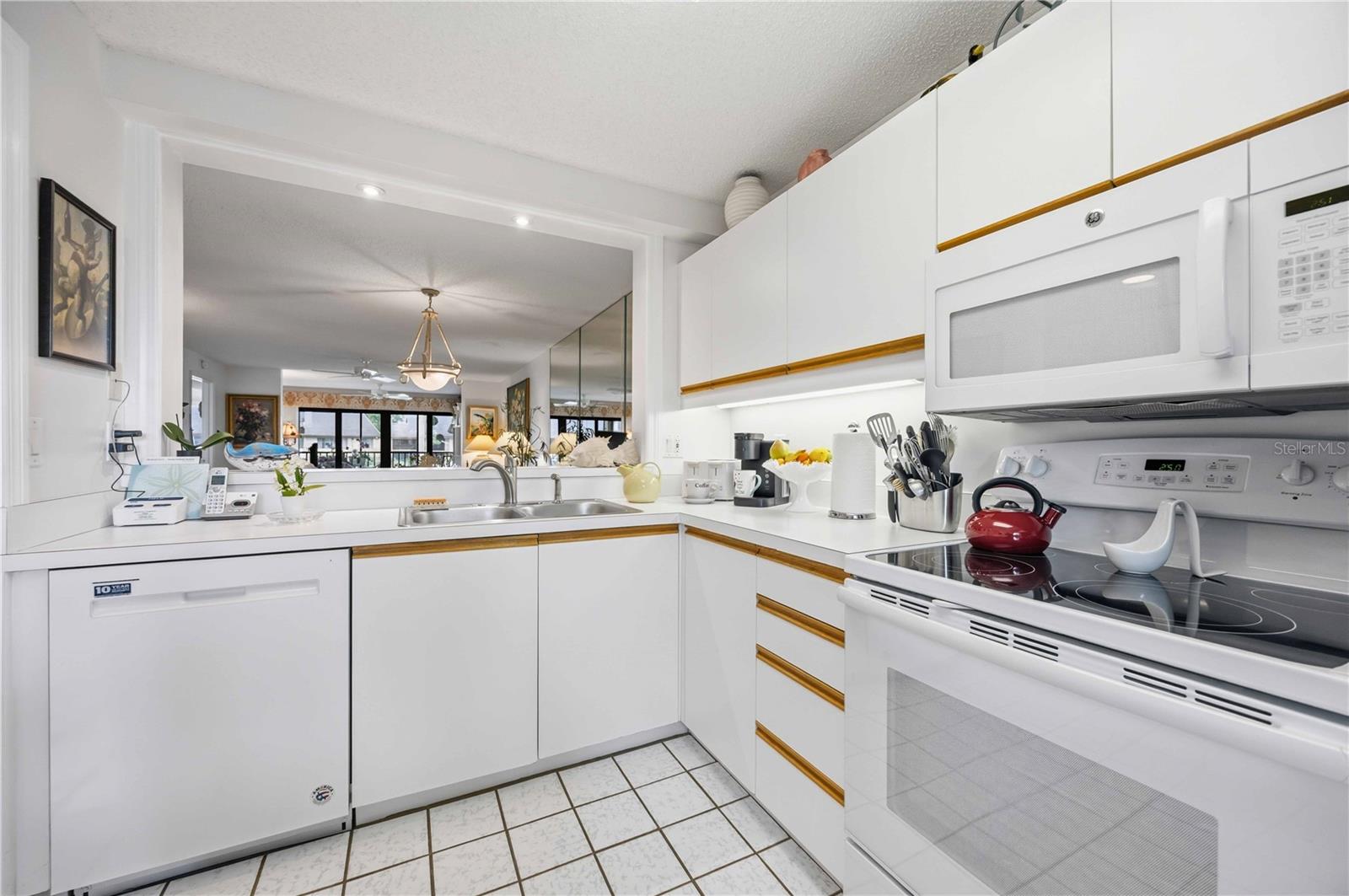 Image 8 of 65 For 5627 Ashton Way 5627