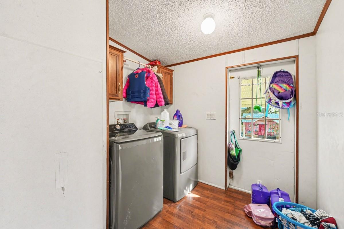 Image 16 of 25 For 6633 Glen Meadow Loop