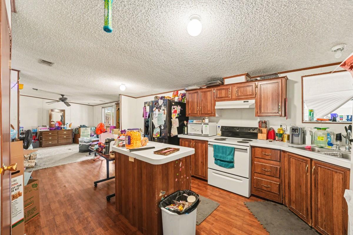 Image 6 of 25 For 6633 Glen Meadow Loop