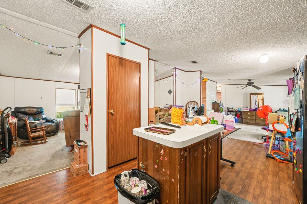 Image 7 of 25 For 6633 Glen Meadow Loop