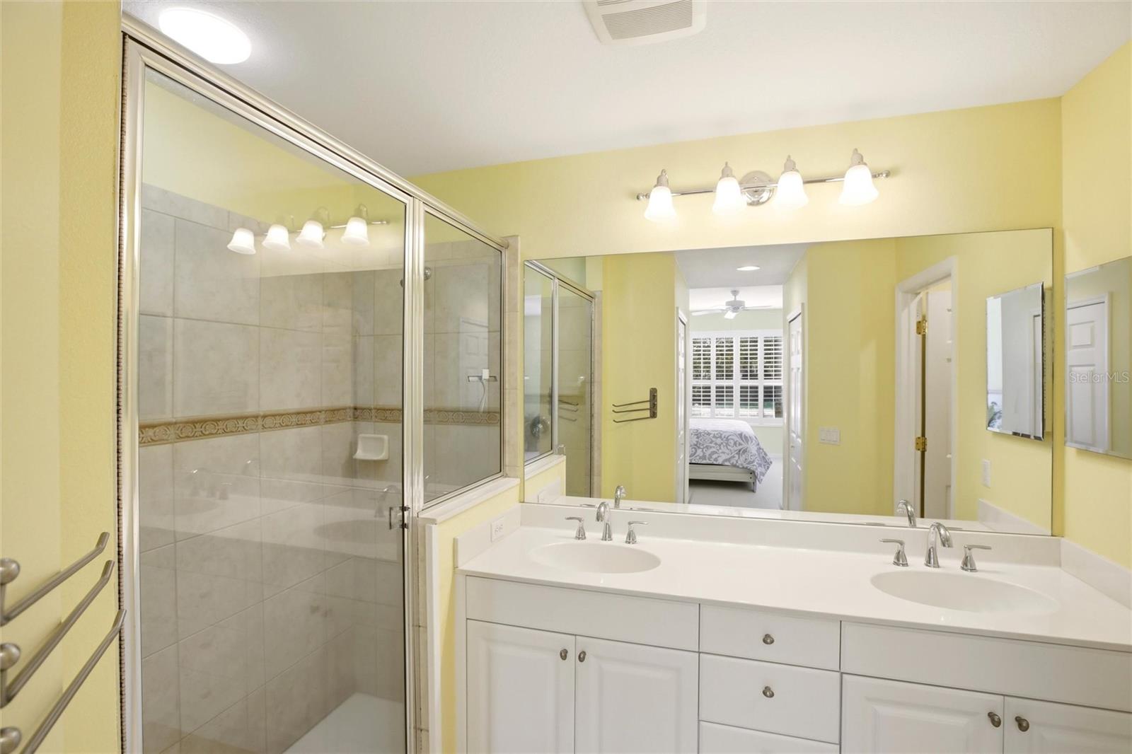 Image 20 of 45 For 5655 Key Largo Court 5655