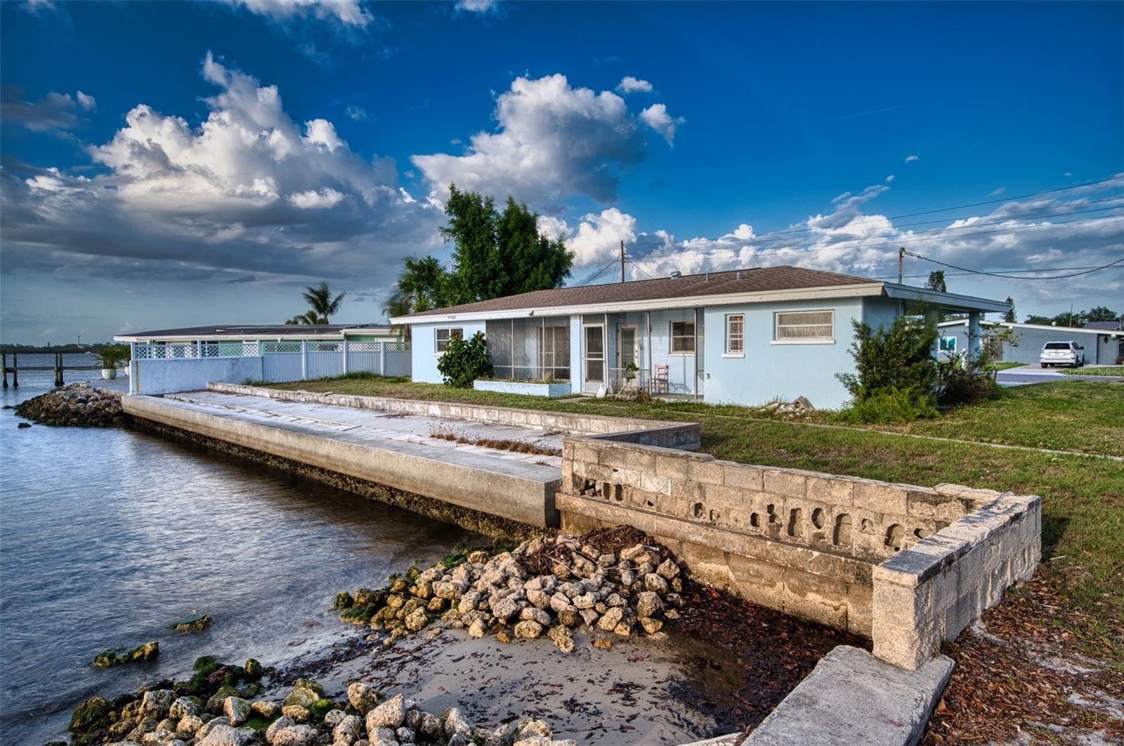 Image 7 of 14 For 210 21st Street Ne