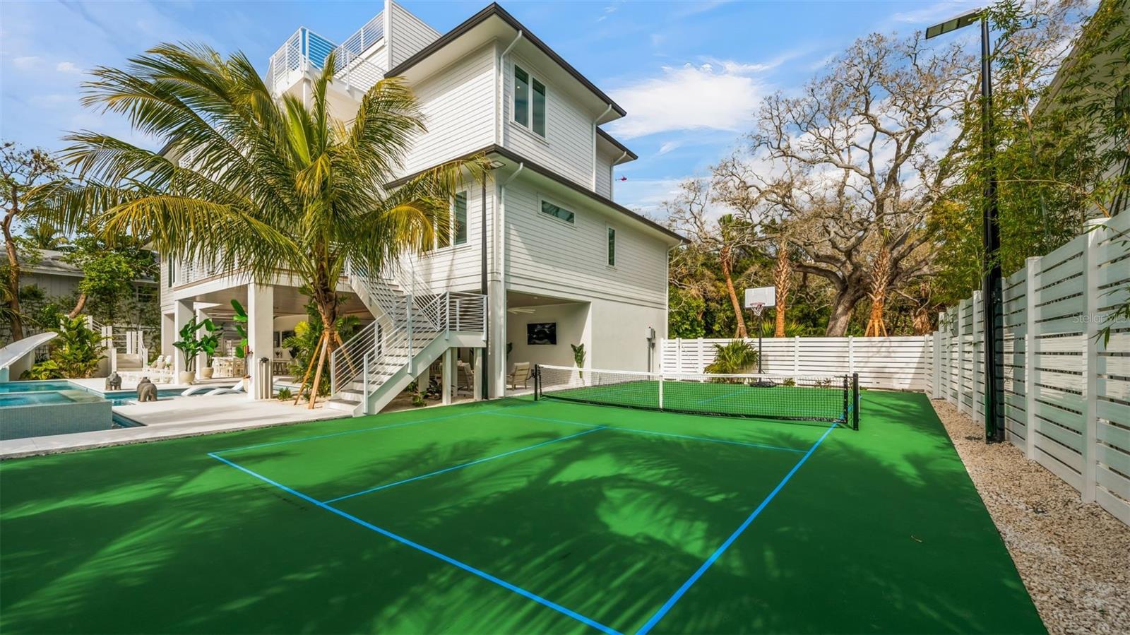 Image 6 of 82 For 6536 Peacock Road