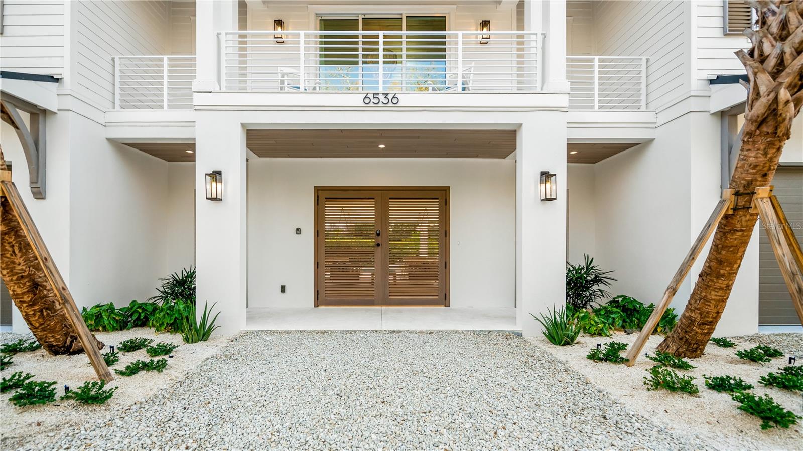 Image 8 of 82 For 6536 Peacock Road