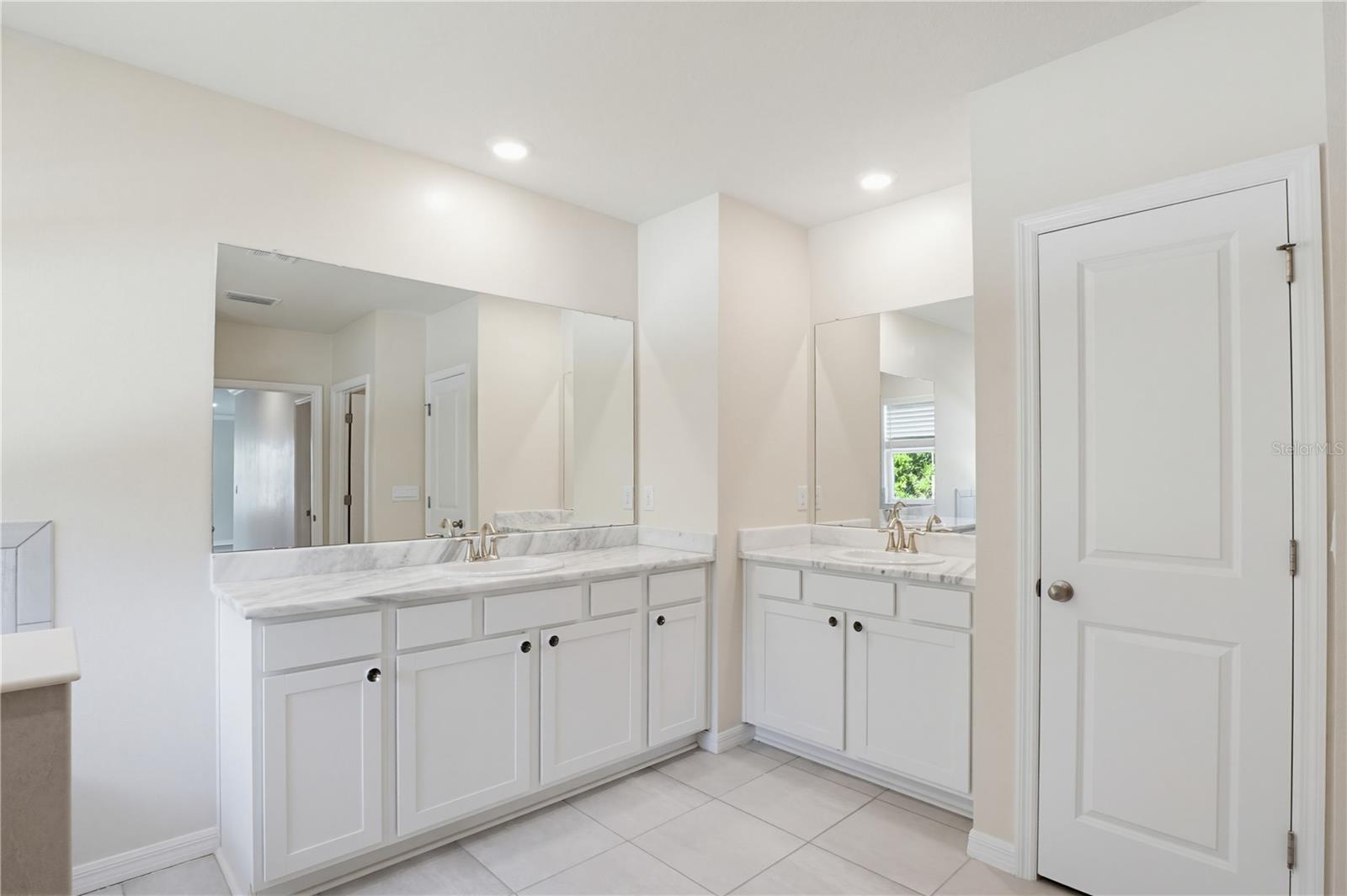 Image 28 of 46 For 813 161st Street E