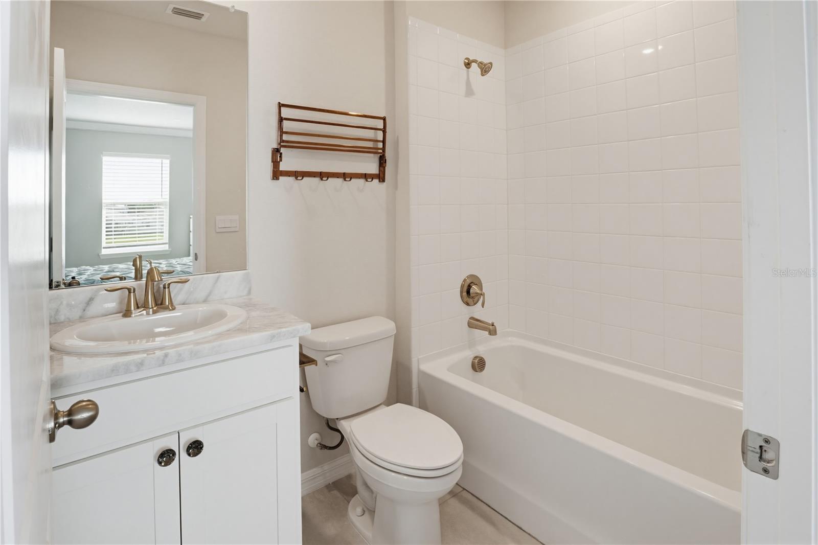 Image 36 of 46 For 813 161st Street E