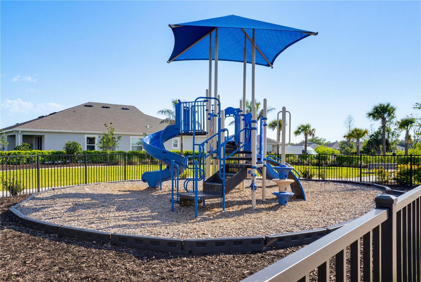 Image 44 of 46 For 813 161st Street E