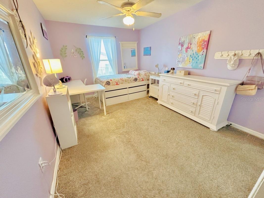 Listing photo id 13 for 11521 Southern Creek Drive