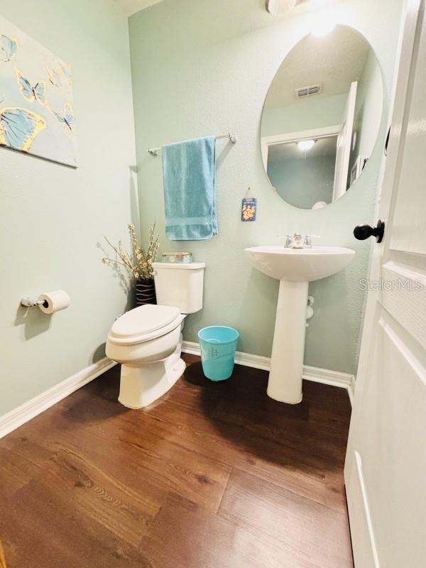 Listing photo id 16 for 11521 Southern Creek Drive