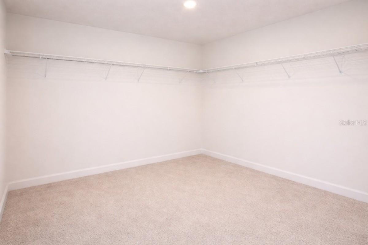 Listing photo id 17 for 11521 Southern Creek Drive