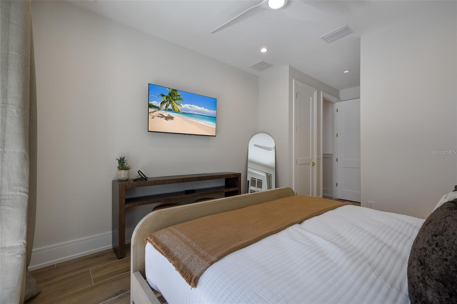 Image 37 of 74 For 119 Mckinley Drive