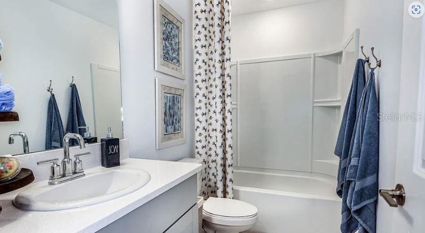 Image 15 of 33 For 15212 Cuzcorro Court