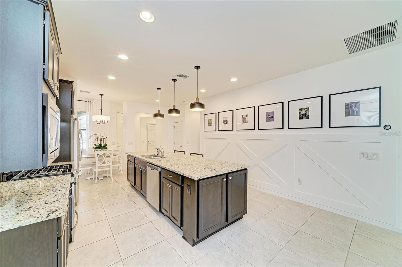 Image 10 of 49 For 6735 Haverhill Court