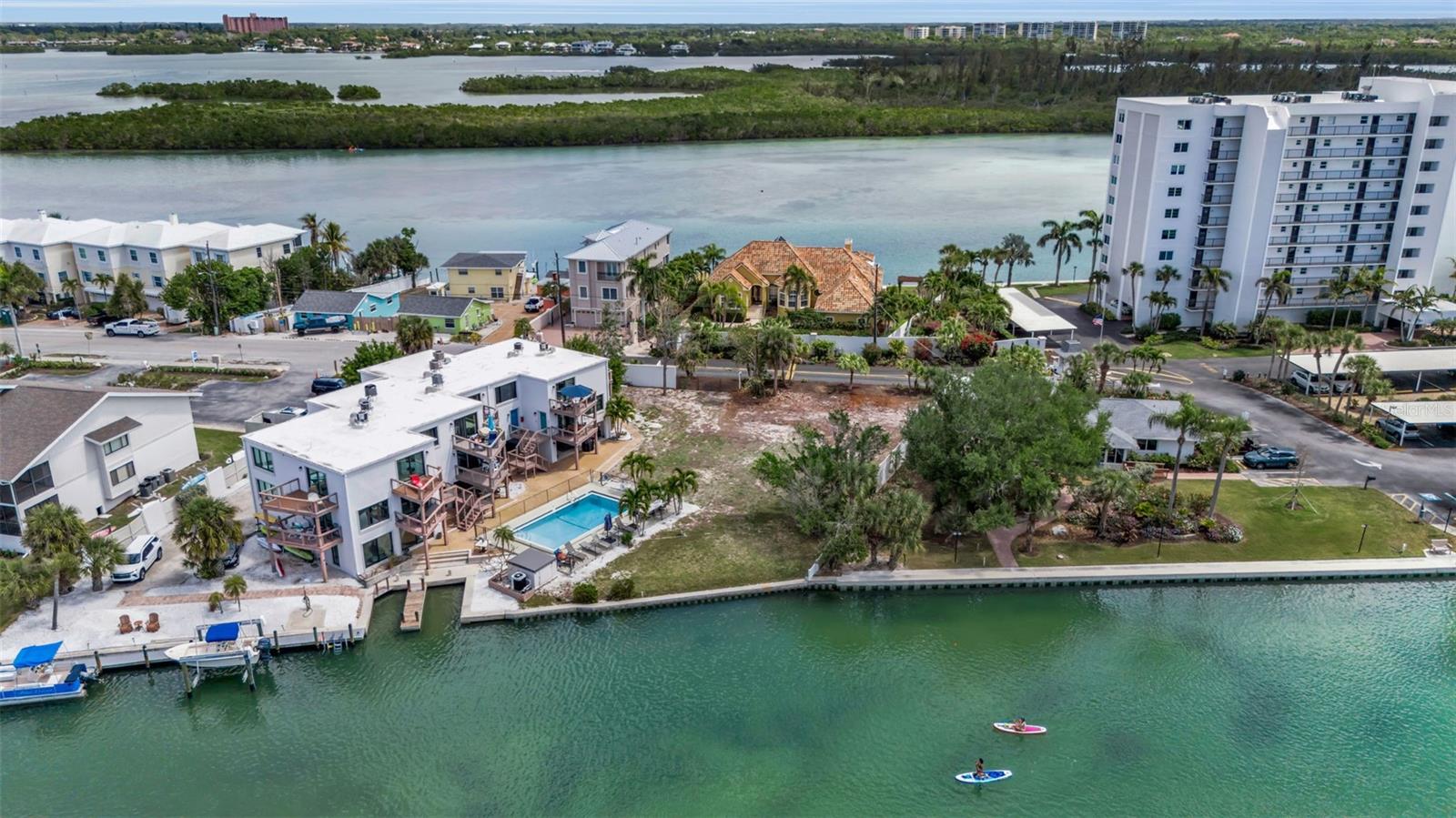 Image 12 of 23 For 9244 Midnight Pass Road