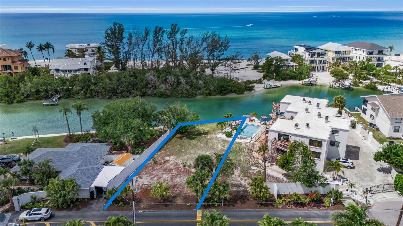 Image 2 of 23 For 9244 Midnight Pass Road