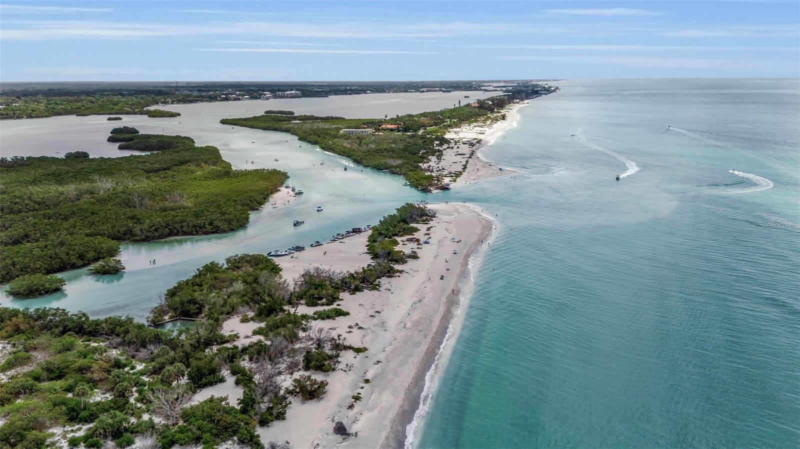 Image 20 of 23 For 9244 Midnight Pass Road