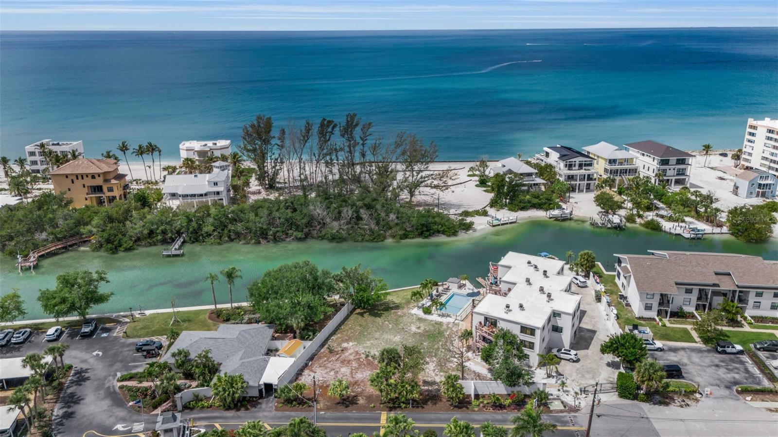 Image 4 of 23 For 9244 Midnight Pass Road