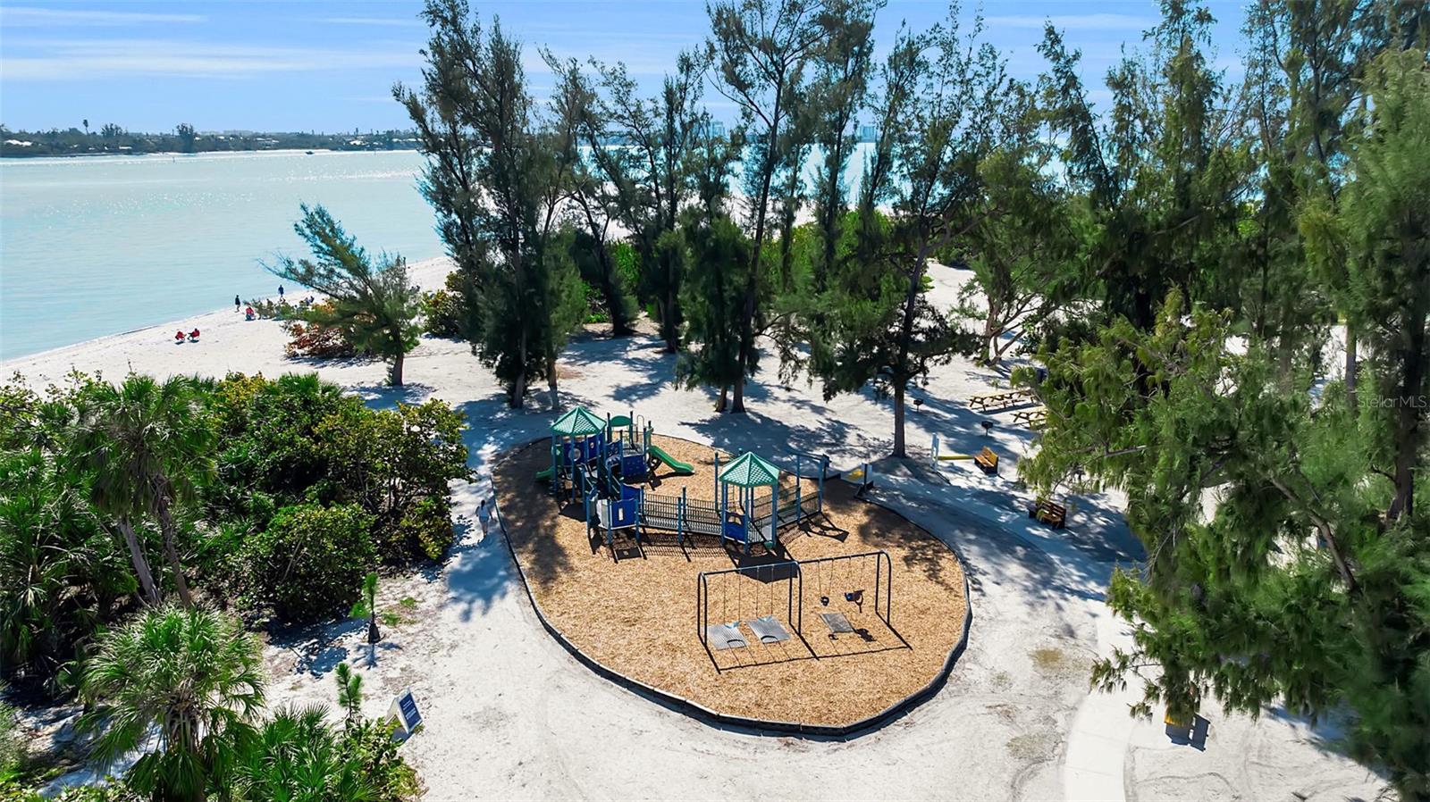 Image 19 of 25 For 243 Coolidge Drive