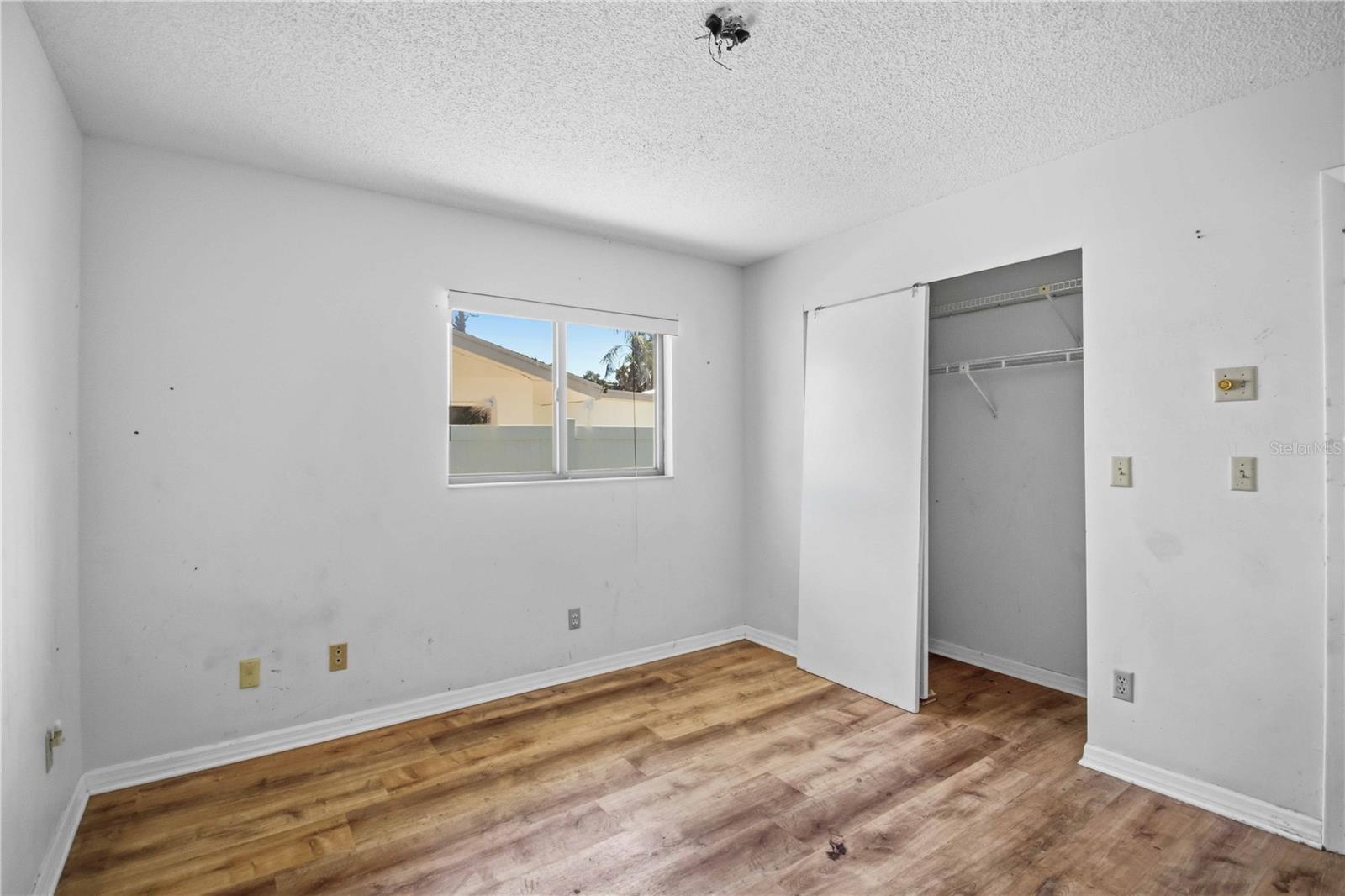 Image 18 of 28 For 2715 27th Avenue Drive W