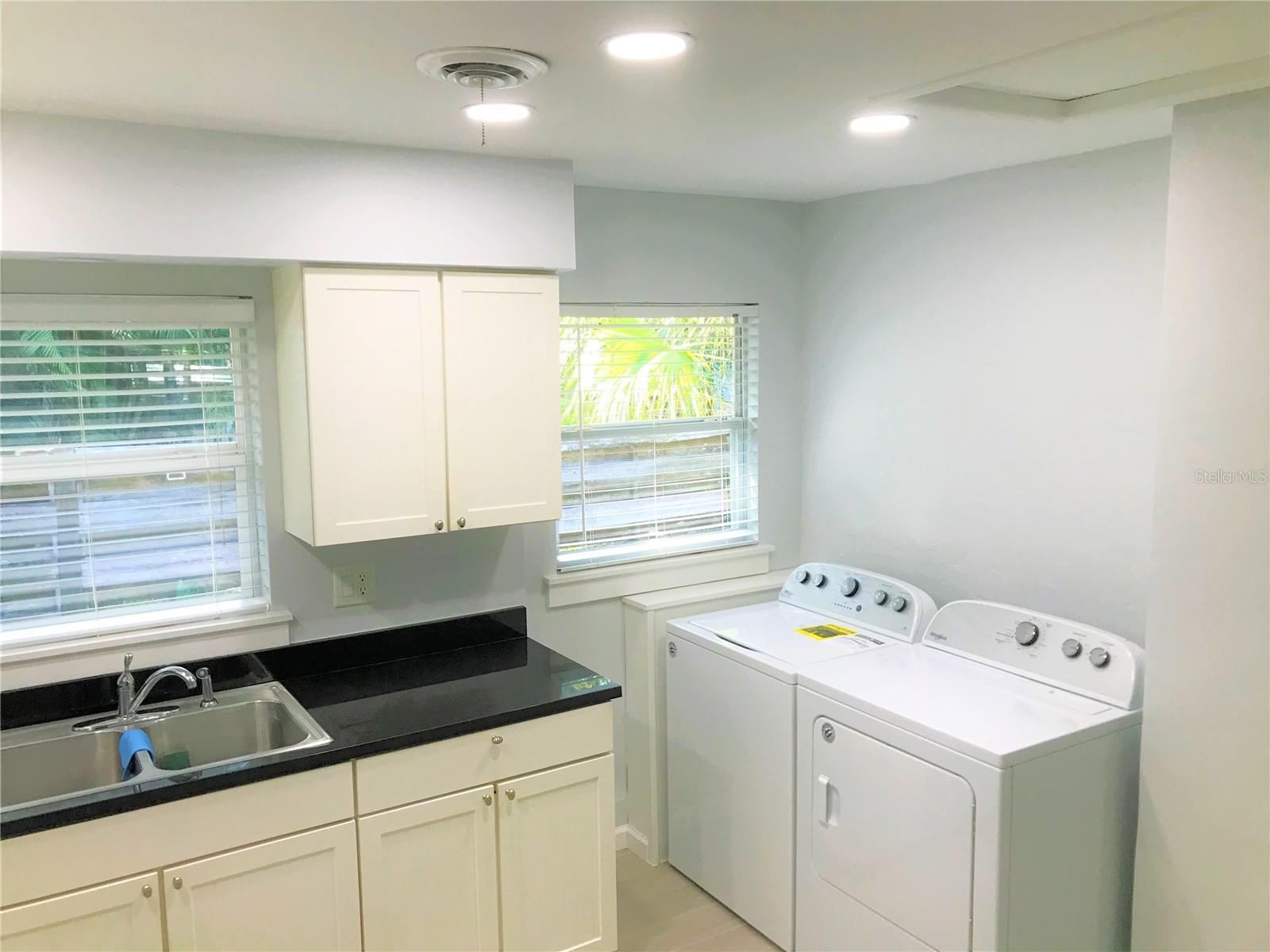 Image 6 of 25 For 2541 Floyd Street