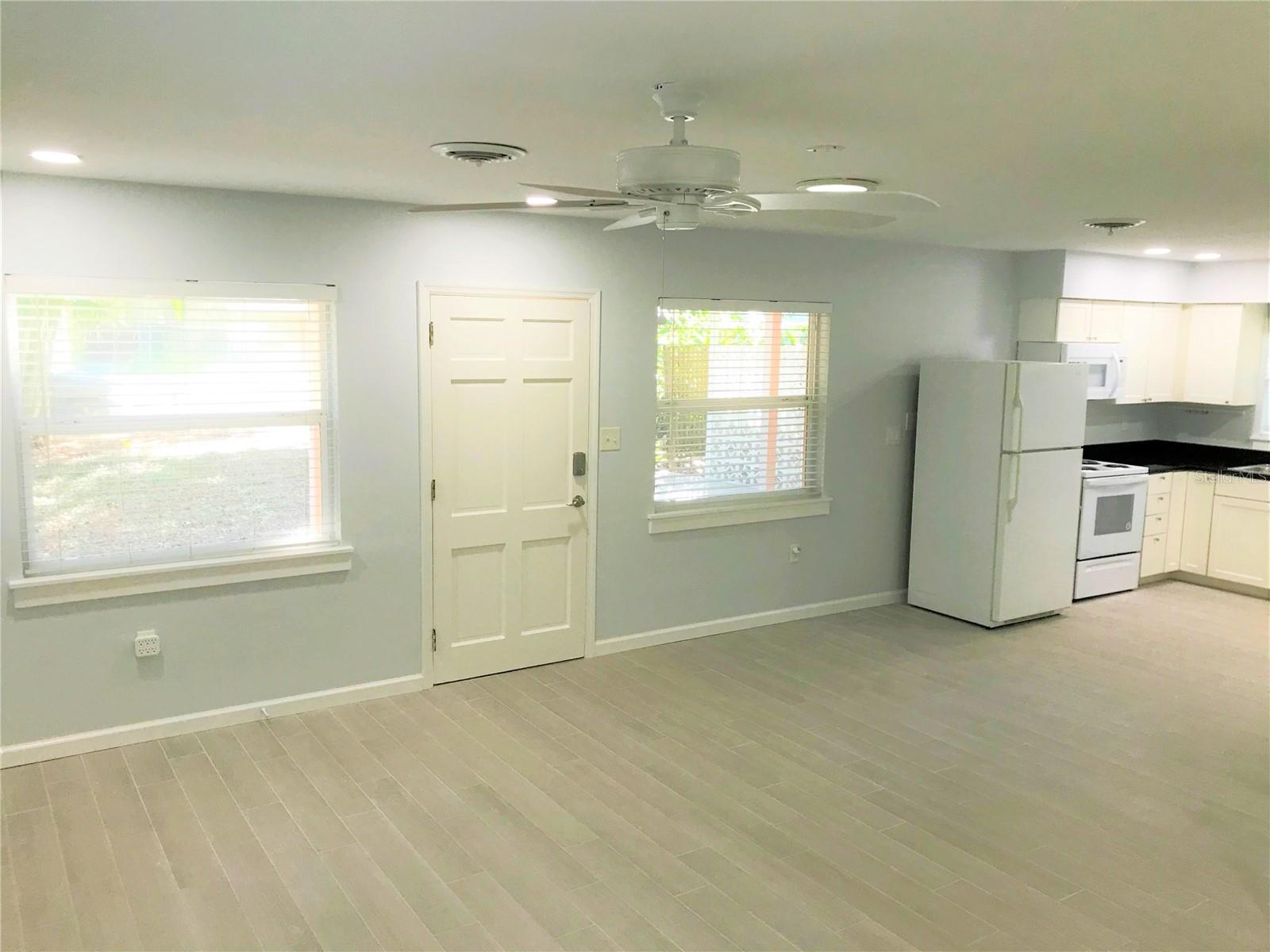 Image 7 of 25 For 2541 Floyd Street