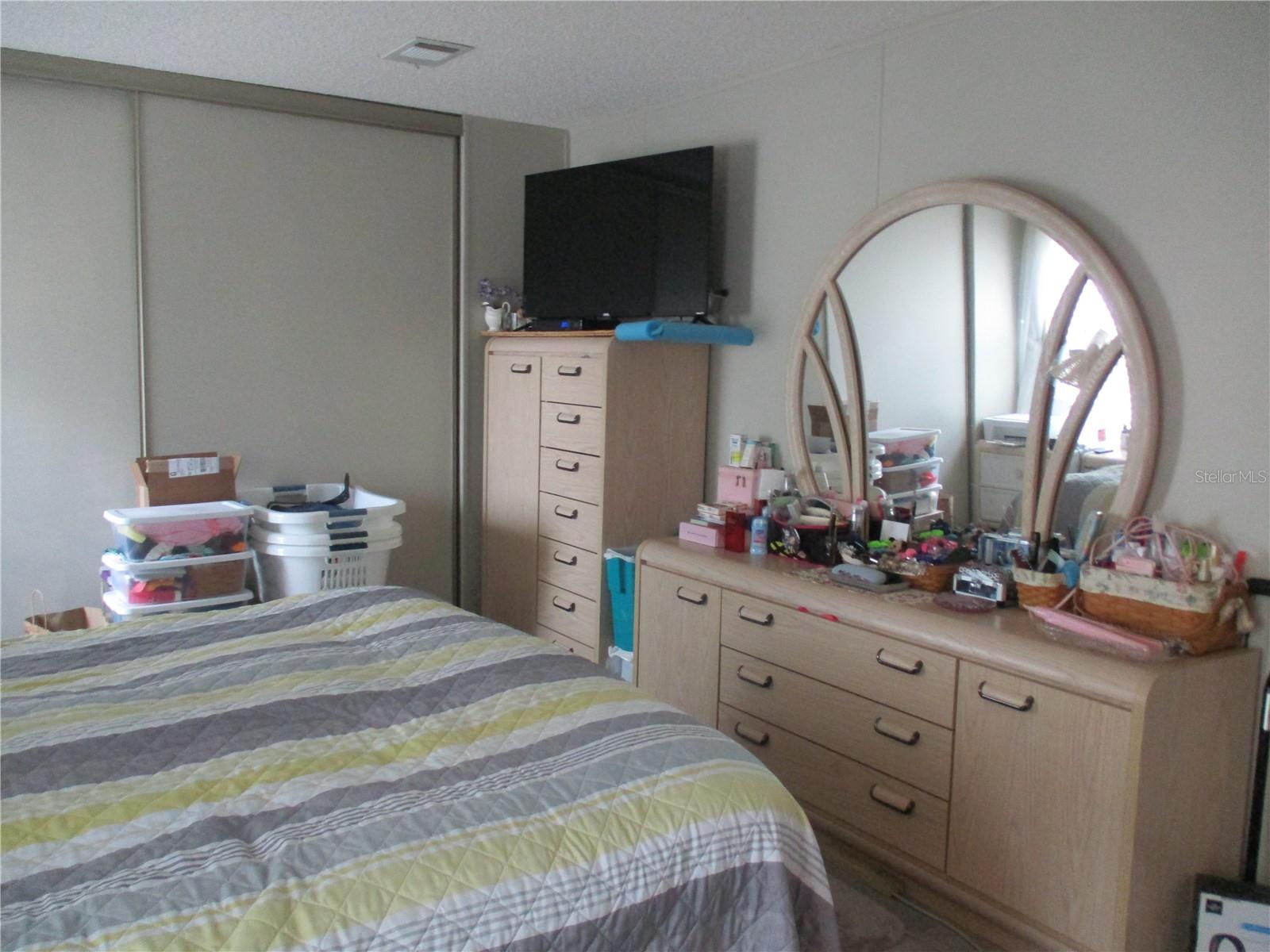 Image 11 of 16 For 5208 5th B Street E