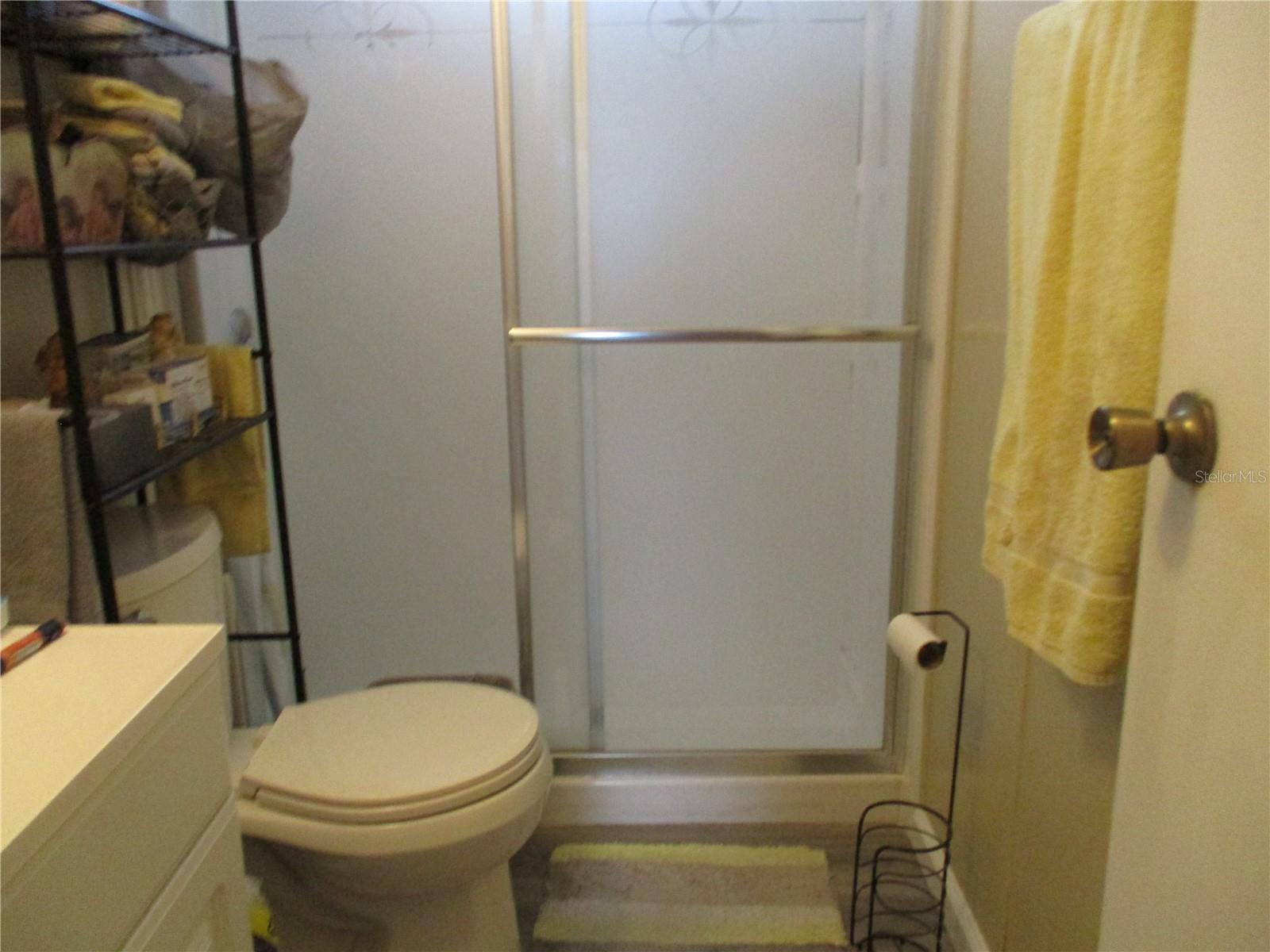 Image 12 of 16 For 5208 5th B Street E