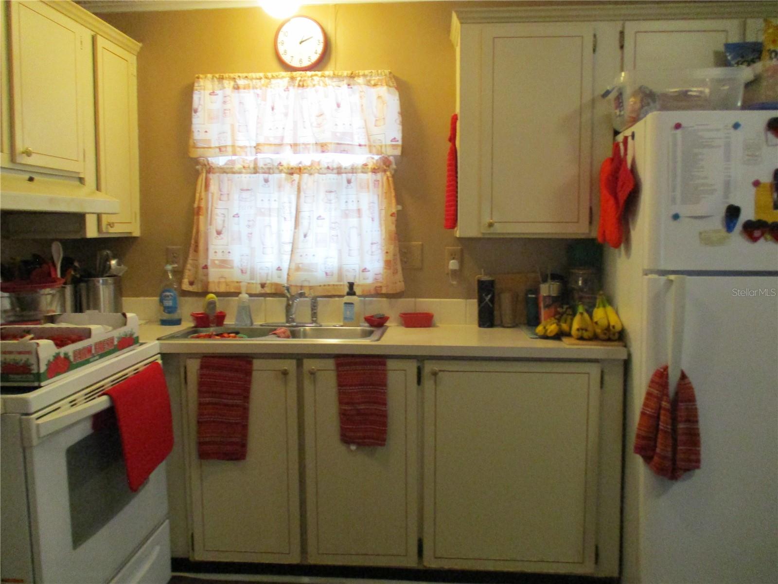 Image 4 of 16 For 5208 5th B Street E