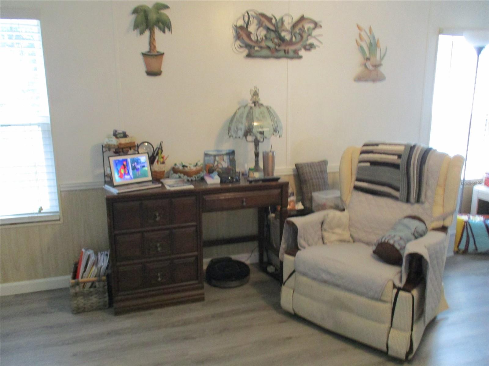 Image 9 of 16 For 5208 5th B Street E