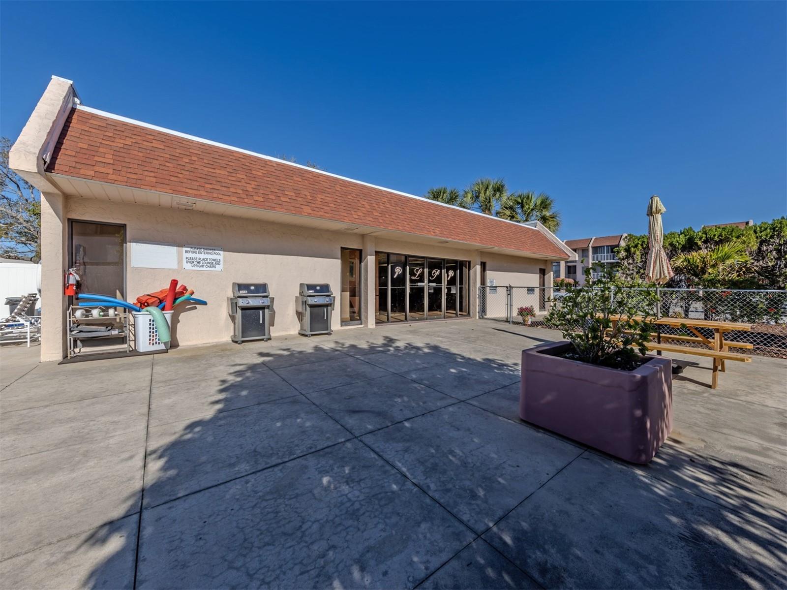 Image 4 of 50 For 519 Albee Farm Road 201