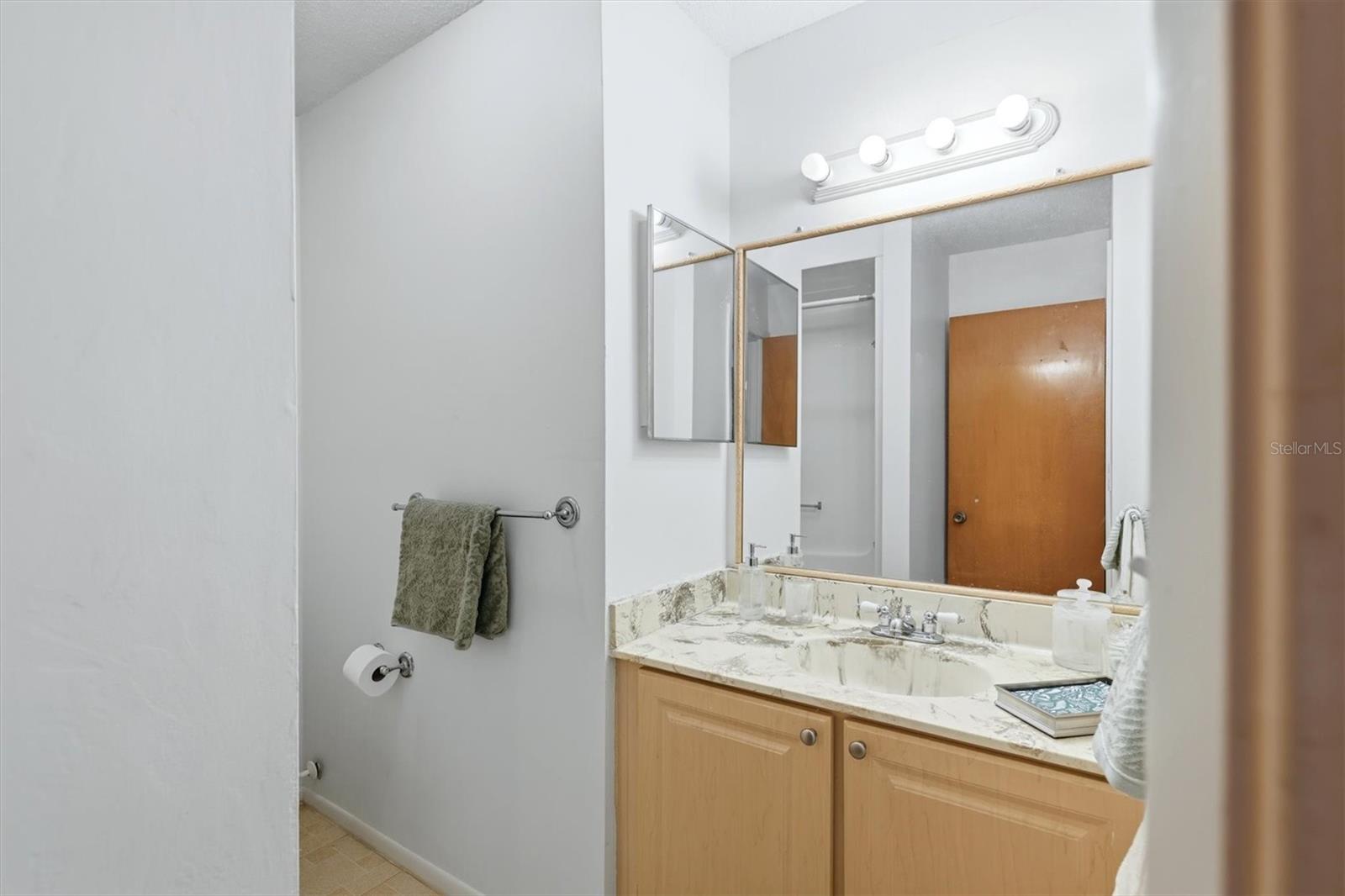 Image 12 of 29 For 4512 Ottawa Trail 229