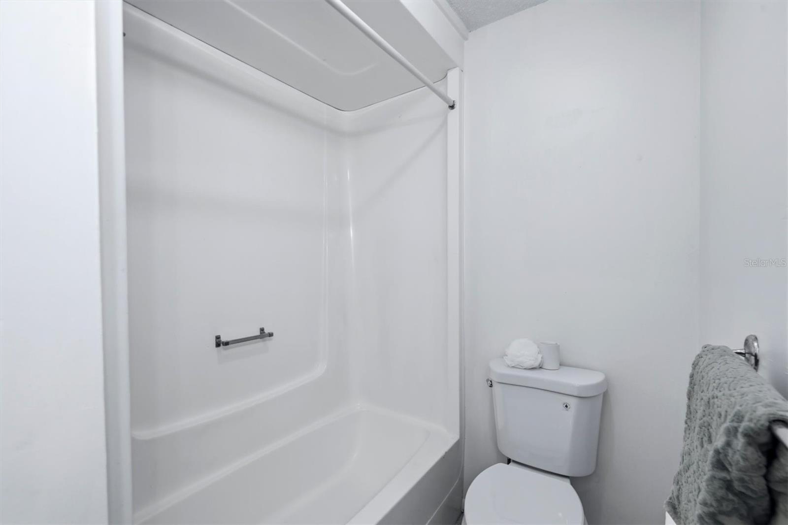 Image 13 of 29 For 4512 Ottawa Trail 229