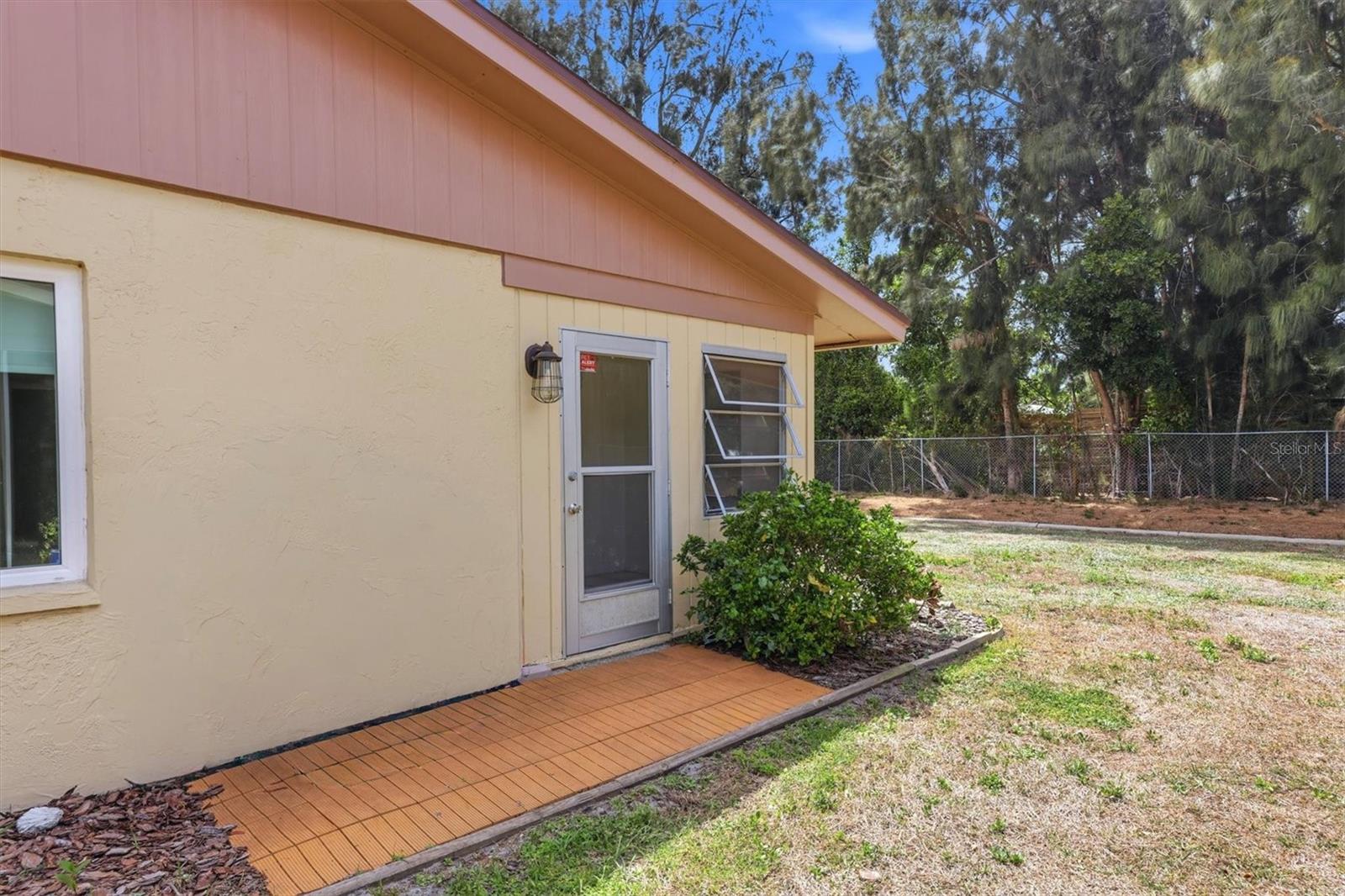 Image 17 of 29 For 4512 Ottawa Trail 229