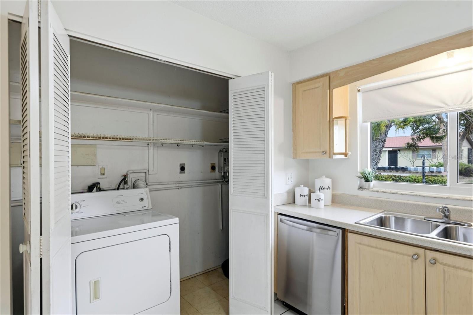 Image 5 of 29 For 4512 Ottawa Trail 229