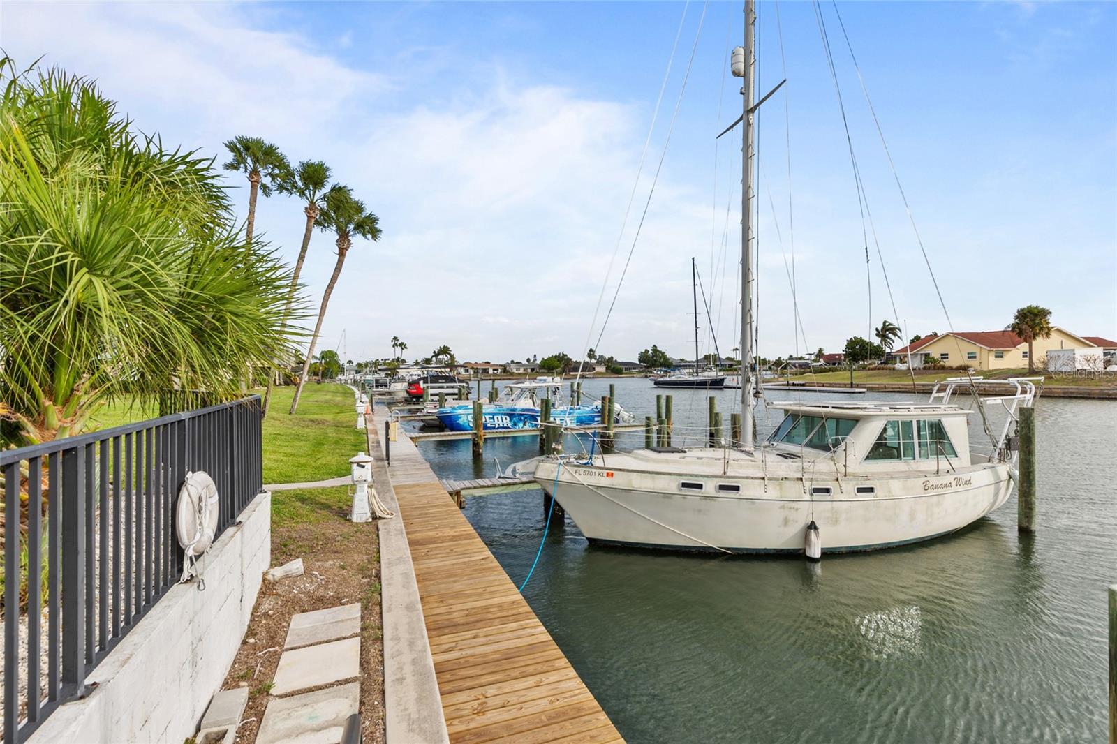 Image 19 of 22 For 1028 Apollo Beach Boulevard 21