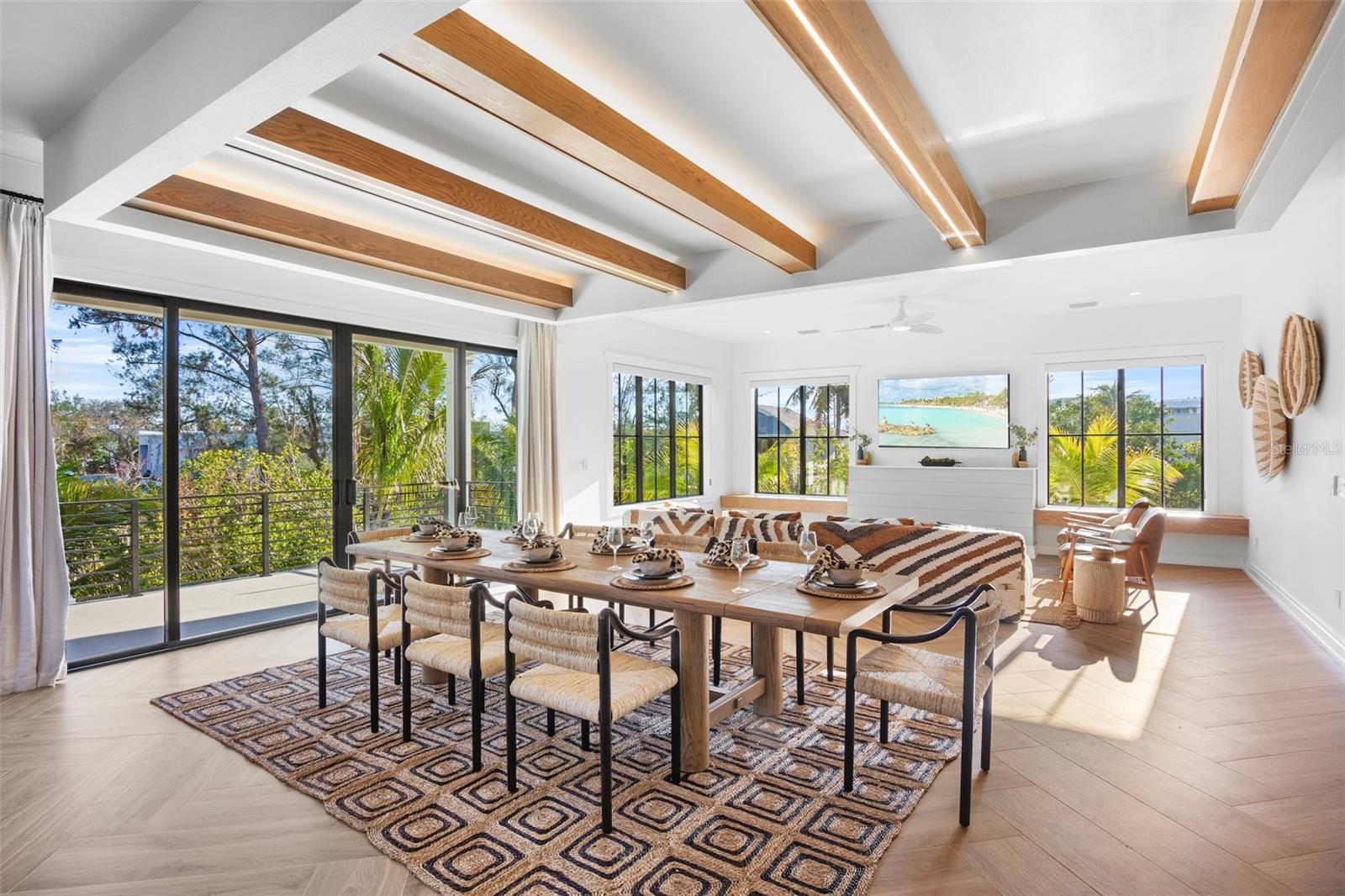 Image 14 of 70 For 6548 Sabal Drive