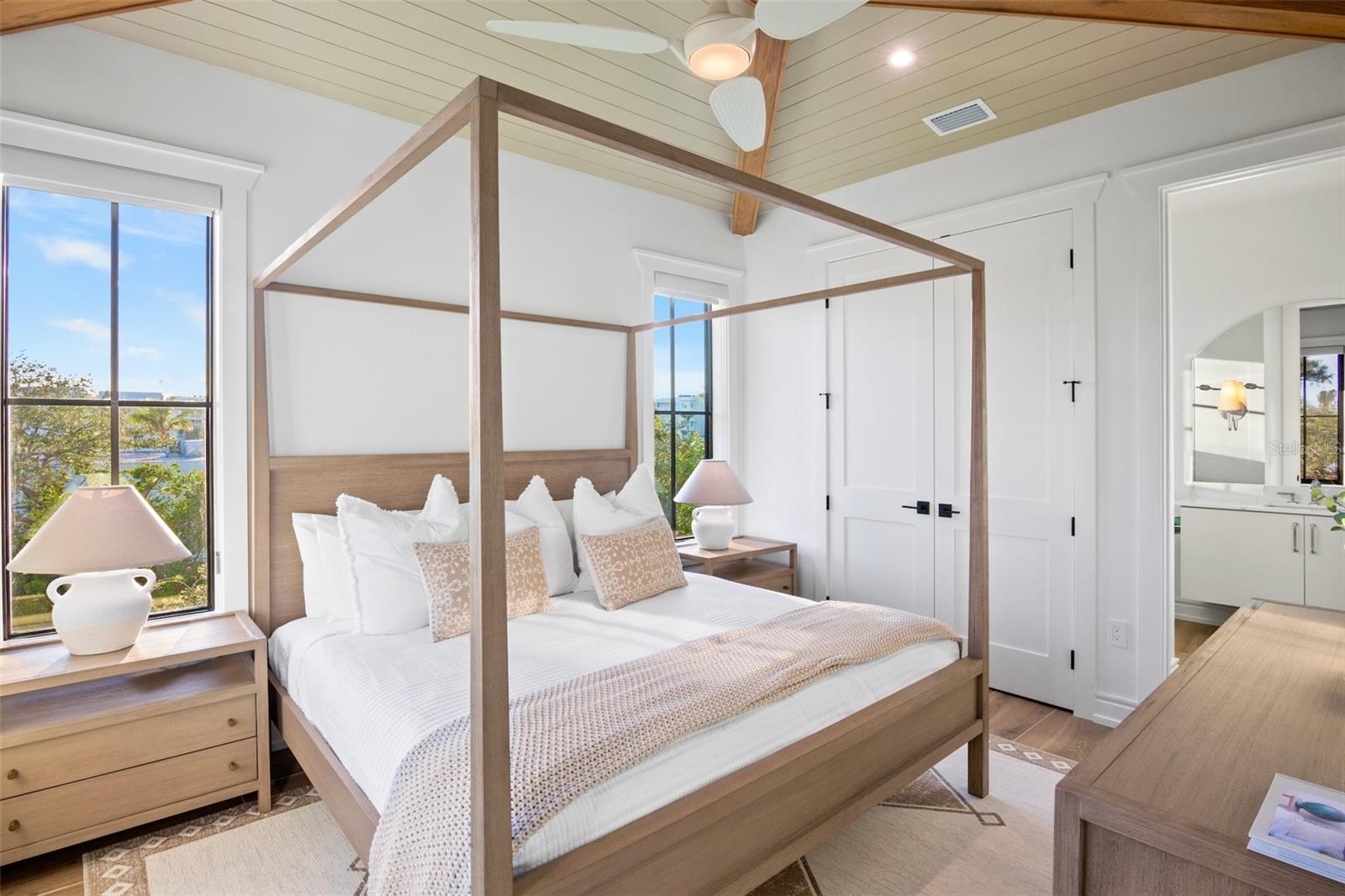 Image 32 of 70 For 6548 Sabal Drive